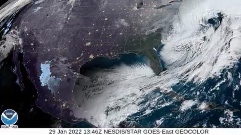 ¿Qué es un ciclón bomba, el fenómeno que puso bajo la nieve a EU?