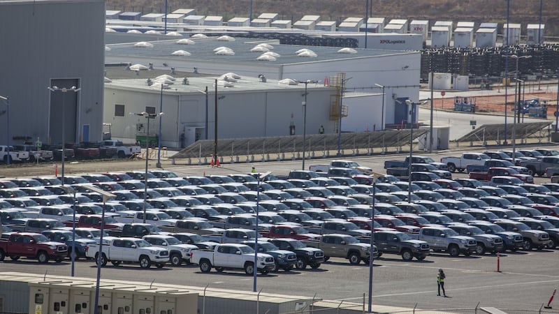 Venta de autos en México toca récord de 1 millón 144 mil unidades a septiembre