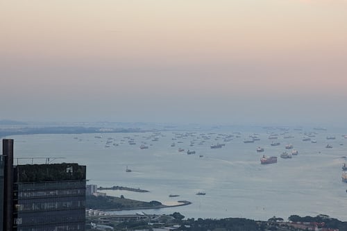 Irán condiciona diálogo con EU... y ‘se apodera’ de 2 buques en el Estrecho de Ormuz