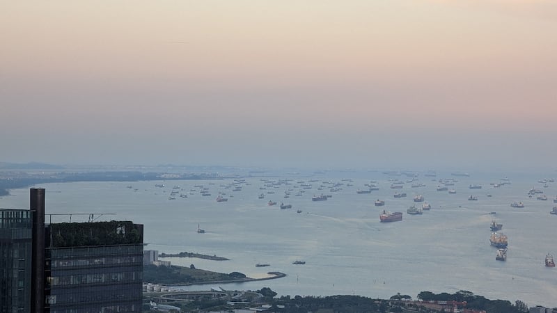 Irán condiciona diálogo con EU... y ‘se apodera’ de 2 buques en el Estrecho de Ormuz