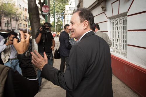 Gobierno federal dará recursos a institutos forenses: Durazo