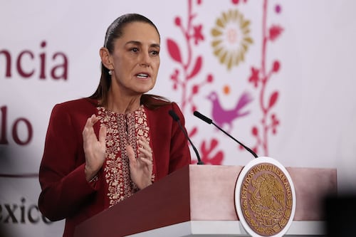 Querer el aplauso y rechazar la crítica