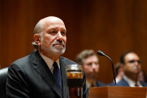 ‘Almorcé con él’: Lutnick admite haber viajado a la isla de Epstein y minimiza relación con el pedófilo