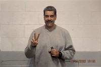 Nicolás Maduro reaparece ‘sonriente’: Publican fotos desde cárcel de NY como ‘regalo de amor y esperanza’
