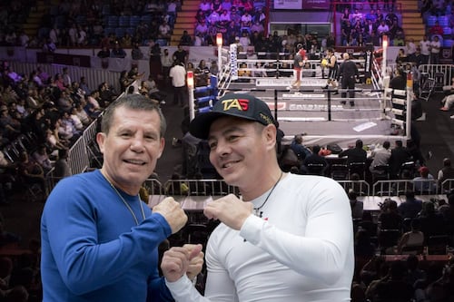 El gran campeón está de vuelta: Julio César Chávez hará pelea de exhibición vs. ‘Travieso’ Arce en Puebla