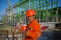 Y a todo esto, ¿Cómo se refina el petróleo para hacer gasolina y otros productos? Te contamos
