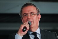 Ebrard amenaza con romper con Morena si hay ‘una chicanada’ en encuesta de ‘corcholatas’