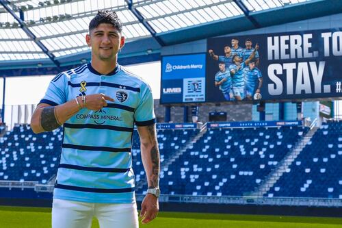 Bye, Chivas: Alan Pulido tendrá millonario salario como jugador franquicia con Kansas City