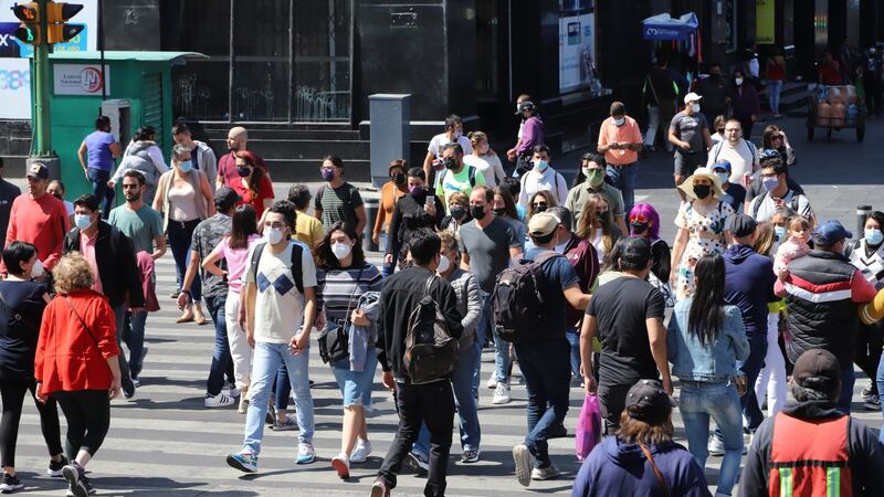 Elecciones CDMX: ¿Quién tiene más apoyo de las personas mayores, Brugada o Taboada?