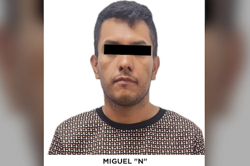 Se entrega hombre que tomó como rehén a su familia por 20 horas en Tecámac; exigía que ‘no lo anexaran’