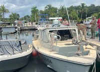 Embarcación de la Marina ‘arde’ en Cozumel: Explosión de contenedor deja 5 heridos