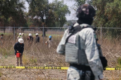 Colapsa túnel en toma clandestina de Pemex en Edomex y deja 4 personas atrapadas; rescatan un cuerpo