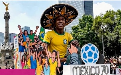 El Desfile Mundialista en la CDMX trae carros alegóricos. (Foto: Gobierno de México)