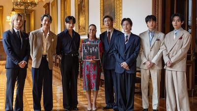 Los integrantes de BTS se reúnen con la presidenta Claudia Sheinbaum en Palacio Nacional la tarde de este 6 de mayo. (Foto: X @claudiashein)