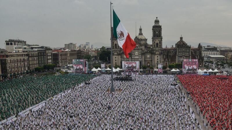 ¡Se logró! CDMX pone nuevo Récord Guinness de la clase de box más grande del mundo