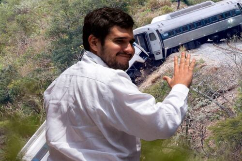 Sheinbaum deslinda a hijo de AMLO del descarrilamiento del Tren Interoceánico