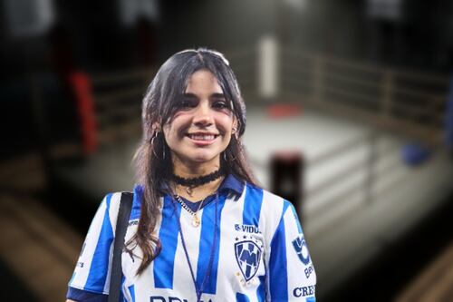 ¿Cómo llegó Alana Flores al boxeo? De recepcionista de un gimnasio a streamer y peleadora