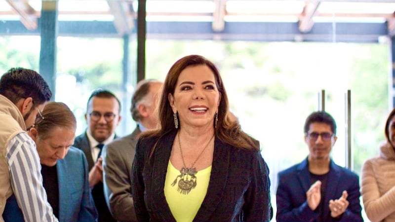 Prima de Peña Nieto renuncia al PRI y se suma a Somos MX