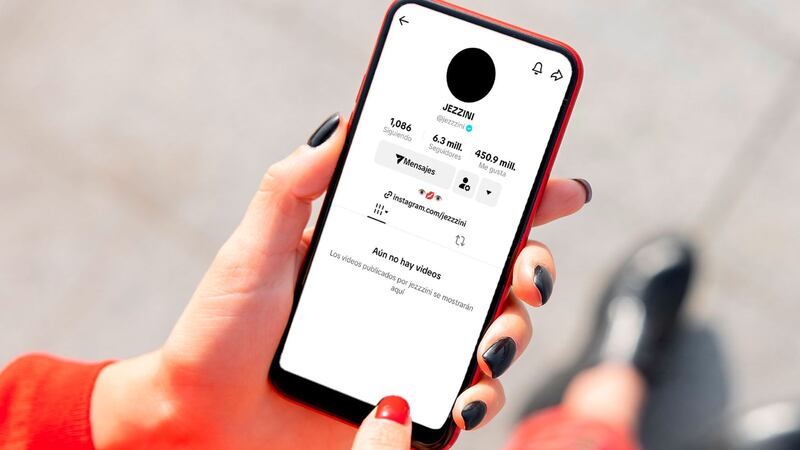 Jezzini reaparece con extraño comunicado y borra Instagram: ‘Exploté… El fantasma resultó ser una sábana’