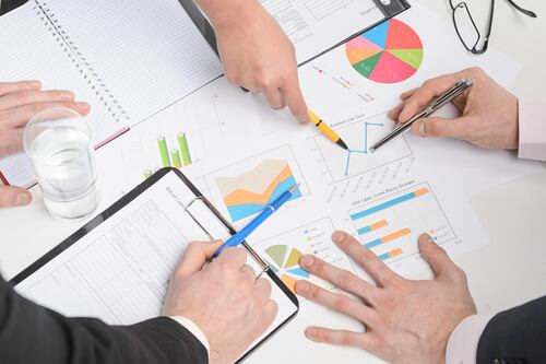 Plan de negocios: por ahora, ni fiesta ni velorio