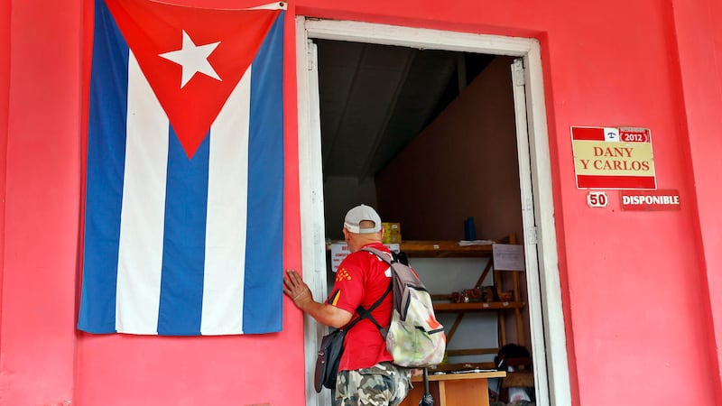 EU ayuda contra los apagones en Cuba: Aumentan las exportaciones de paneles solares