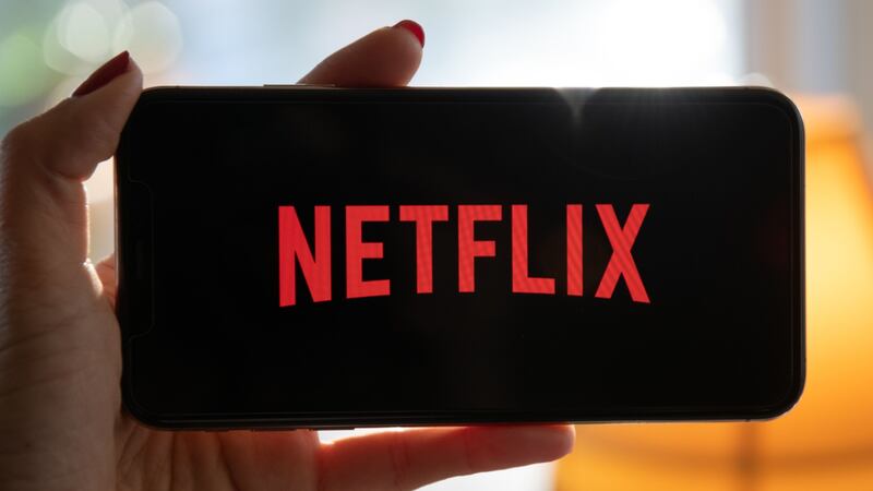 ¿Sin nada que ver? Te contamos sobre las 10 series y películas más vistas en Netflix México este fin
