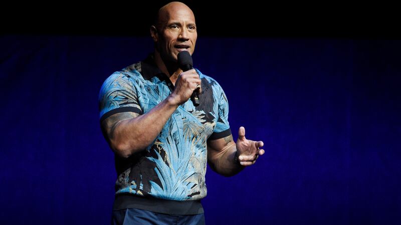 Dwayne Johnson, 'La Roca', y su familia dan positivo a COVID-19