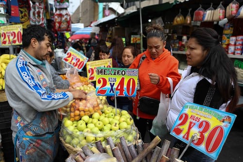 Inflación en México se desacelera a 3.69% al cierre de 2025