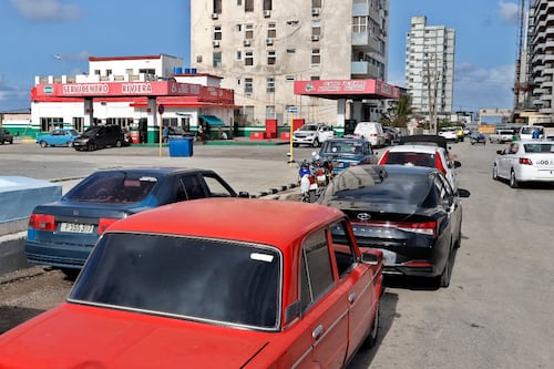 Cuba se queda sin gas LP: Jamaica se ‘rehúsa’ a venderle petróleo por ‘terror’ a aranceles de Trump