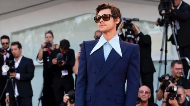 ¿Harry Styles escupió a Chris Pine? 5 polémicas en el Festival de Cine de Venecia 2022