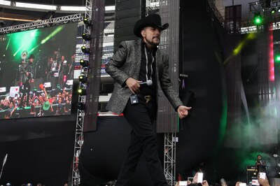 Fidel Rueda proyectó un video alterado con IA donde apareció la presidenta Claudia Sheinbaum. (Foto: Cuartoscuro)