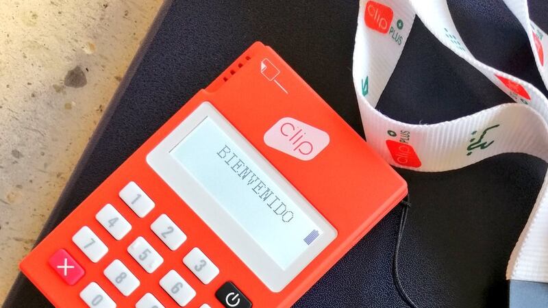 ¿Se te acabó el saldo? Con Clip ya podrás hacer tu recarga con el 'señor de los cigarros'