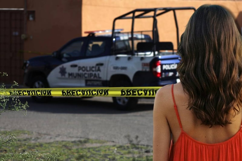 Detienen a Michelle Zepeda, conductora de televisión, tras atropellar a un motociclista: ¿Qué sabemos del caso?