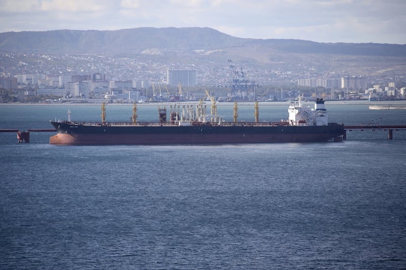 China ‘reclama’ a Irán ataque a uno de sus buques cerca del estrecho de Ormuz; sigue la guerra EN VIVO
