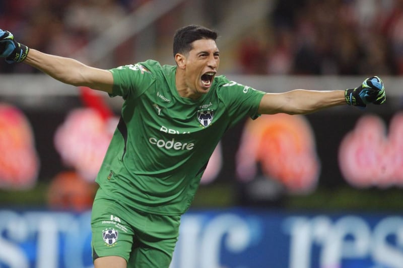 Videos: Ex de Rayados de Monterrey provoca pelea campal en España; ‘es inadmisible’ dice el Zaragoza