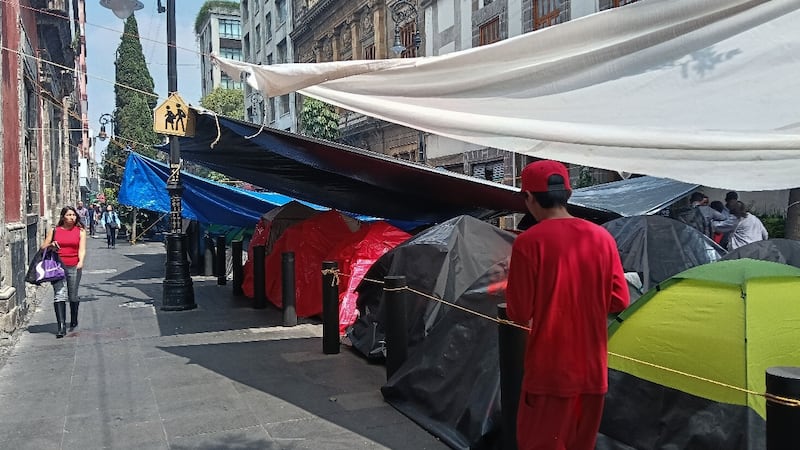 CNTE protesta frente a televisoras HOY en CDMX: ¿Qué calles cerrarán los maestros este lunes 8 de junio?