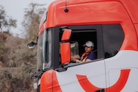 Mujeres: la reserva estratégica del autotransporte en México