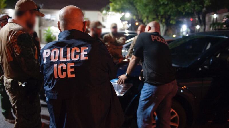 Ni por ser fan de Trump: Dueño de hamburguesería en honor al presidente será deportado de EU