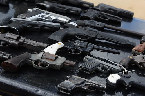 Aprueban ley para regular uso civil de armas para defensa personal