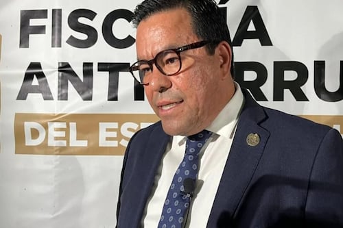 Fiscalía Anticorrupción de Chihuahua detiene a presunto responsable de desvío de medicamentos oncológicos