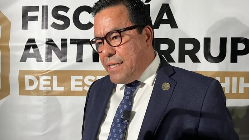 Fiscalía Anticorrupción de Chihuahua detiene a presunto responsable de desvío de medicamentos oncológicos