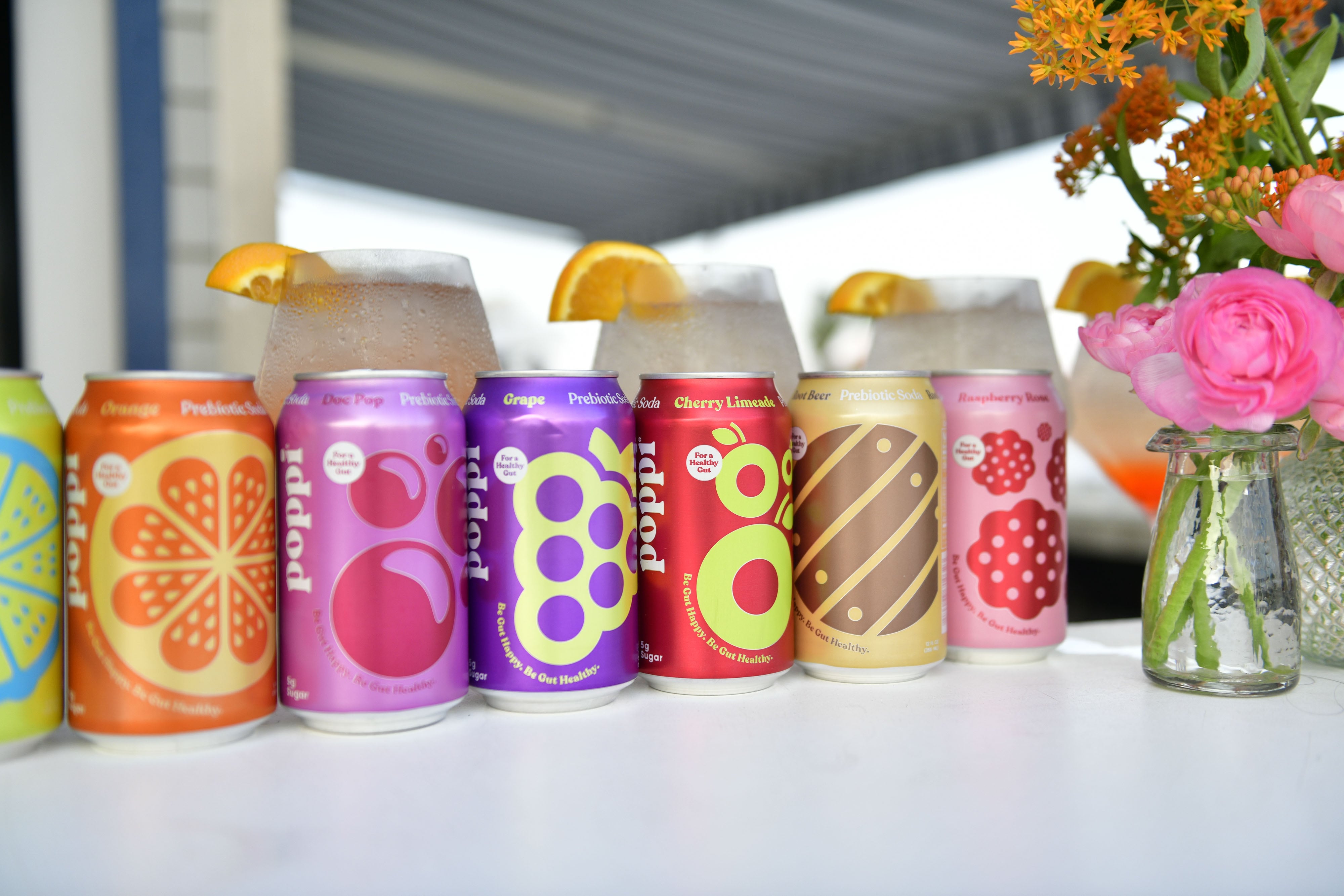 Qué es el refresco Poppi? La marca de bebida 'saludable' de Cotsco que  Pepsico quiere comprar – El Financiero