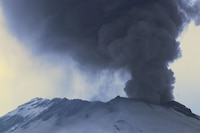Volcán Popocatépetl: Así es una erupción estromboliana como la que tuvo este viernes