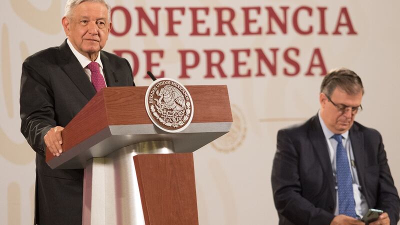 Reina Isabel II: AMLO es invitado a funeral, pero asistirá Marcelo Ebrard en su lugar