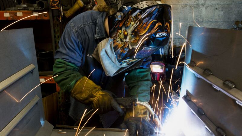 Solicitudes de subsidio por desempleo aumentan en EU