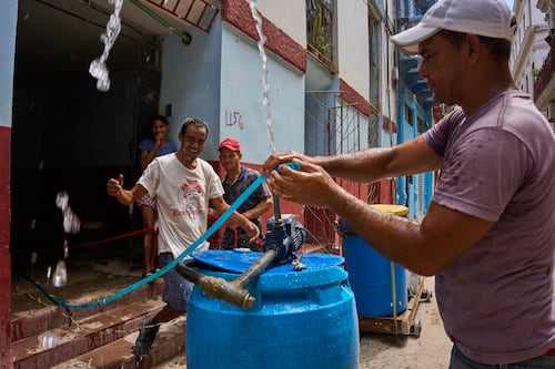Bloqueo energético de EU deja sin agua a Cuba: Casi 3 millones de cubanos sufren escasez
