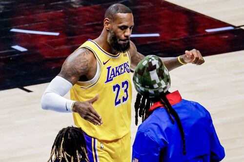 LeBron James habla sobre su retiro: ‘No sé cuántas temporadas me quedan, no son muchas’