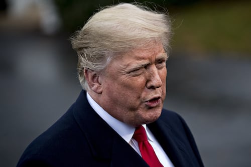 Trump amenaza con aranceles a automóviles tras anuncio de cierre de plantas de GM