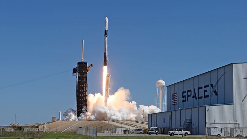 SpaceX planea salir a la Bolsa: ¿Cuánto subiría el valor de la empresa?