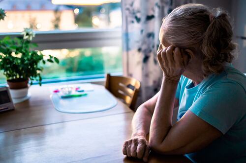 Nos lleva la depresión: Casos en México duplican la media mundial en adultos mayores